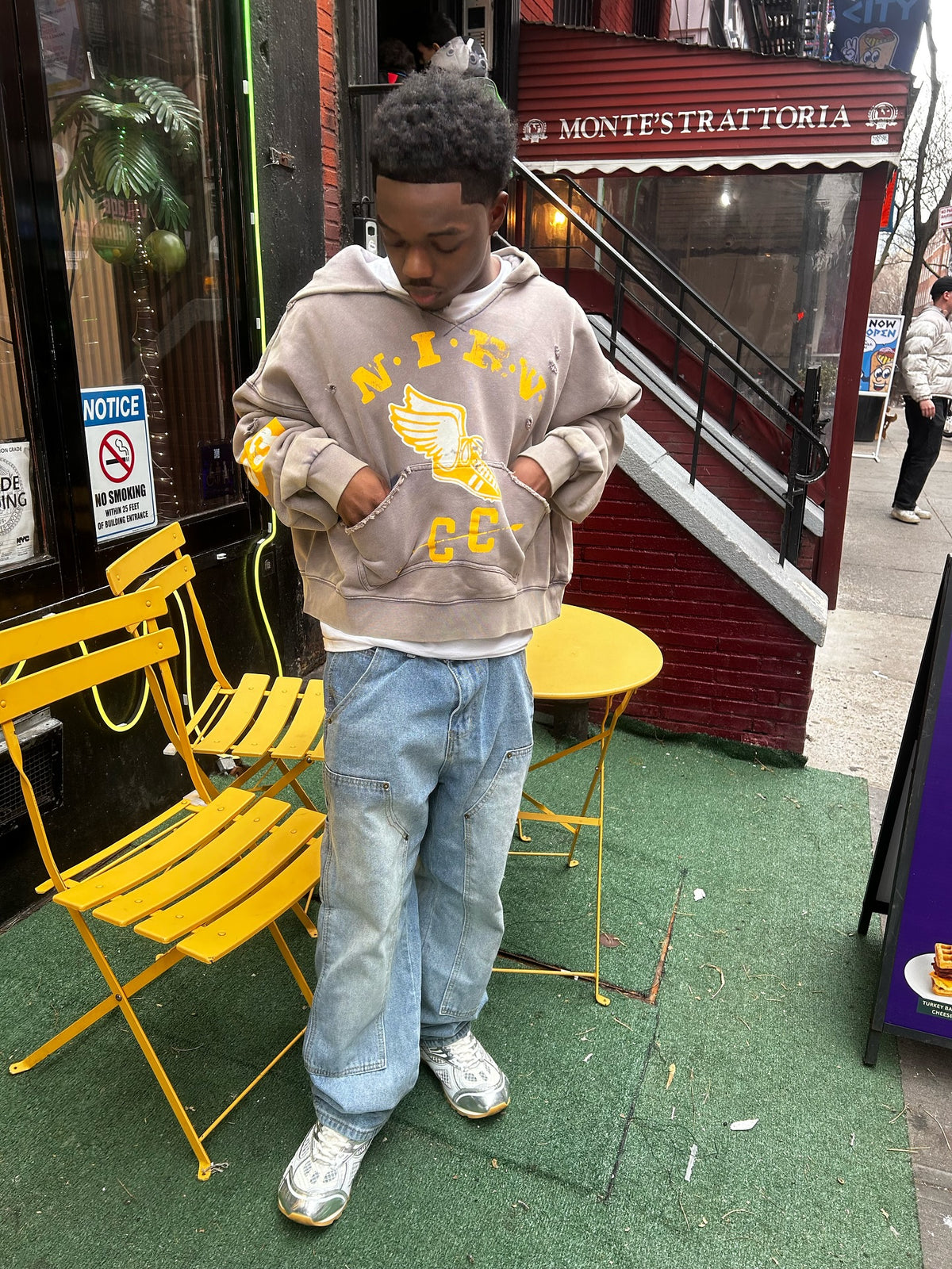 Zotaru open neck Hoodie